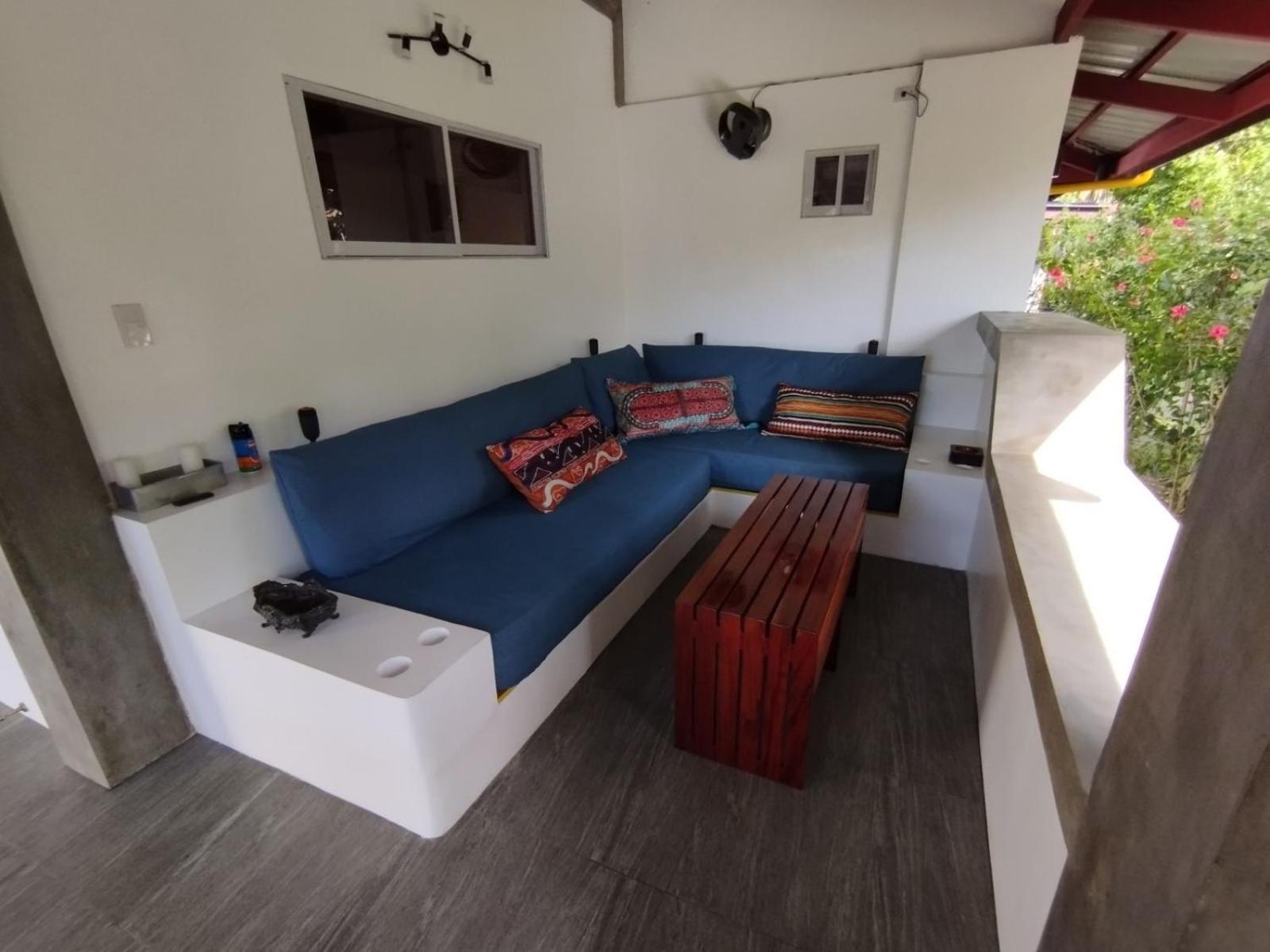 Somewhere Else Boutique Resort Mambajao Esterno foto