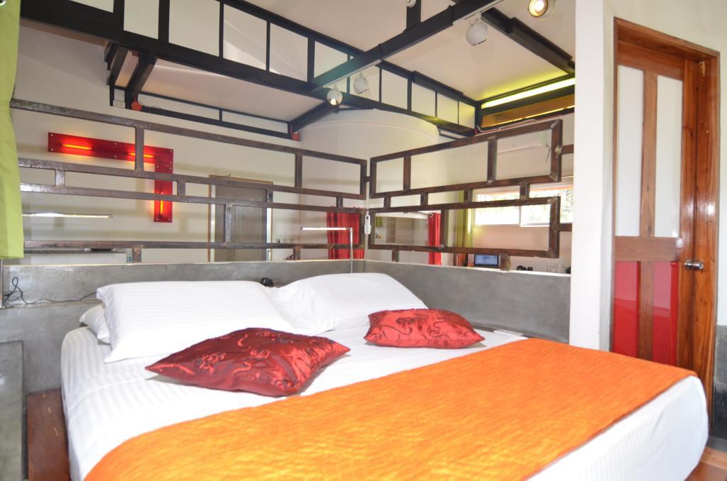 Somewhere Else Boutique Resort Mambajao Camera foto